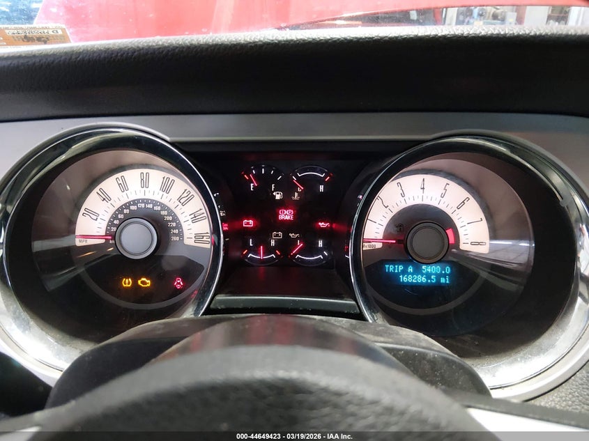 2011 FORD MUSTANG auction photo 7