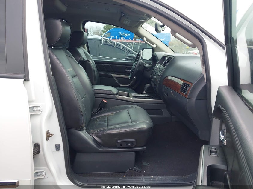 2015 Nissan Armada Platinum