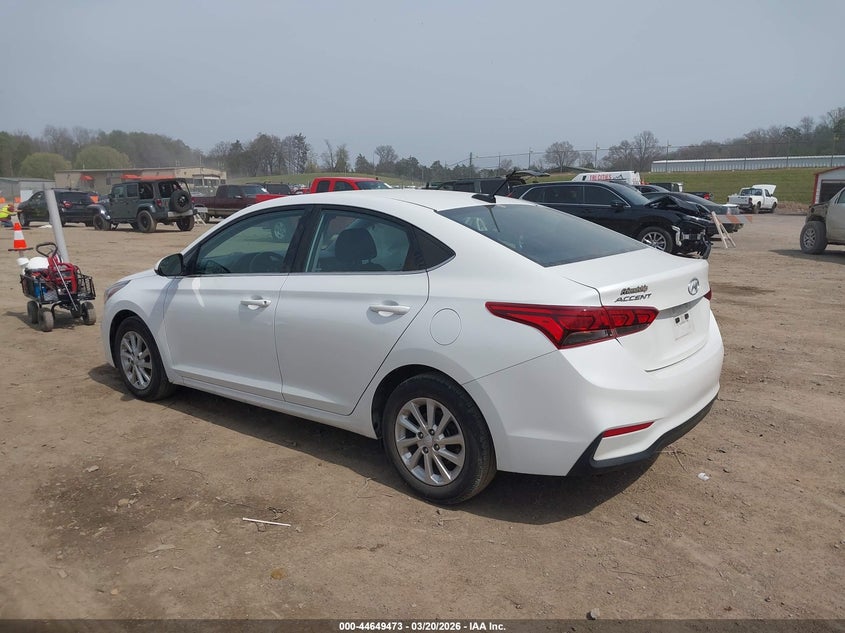 2022 Hyundai Accent Sel