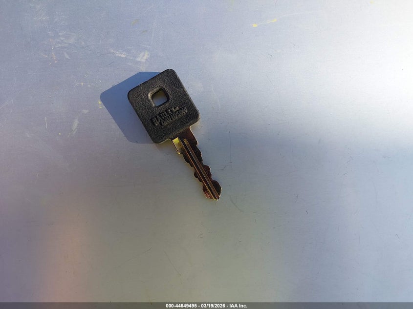 2017 Harley-Davidson Xl1200 C VIN: 1HD1CT311HC445728 Lot: 44649495