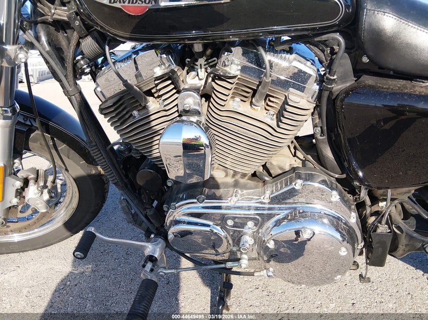 2017 Harley-Davidson Xl1200 C VIN: 1HD1CT311HC445728 Lot: 44649495