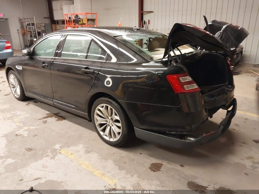 2017 Ford Taurus Limited