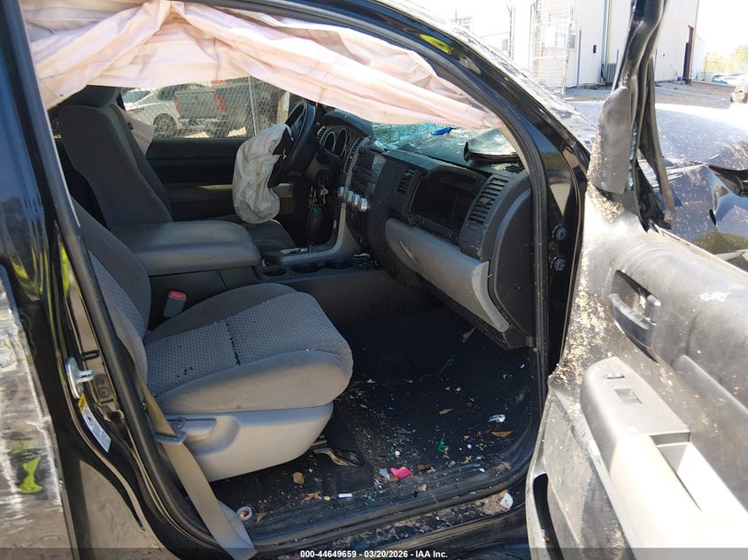 2012 Toyota Tundra Grade 5.7L V8