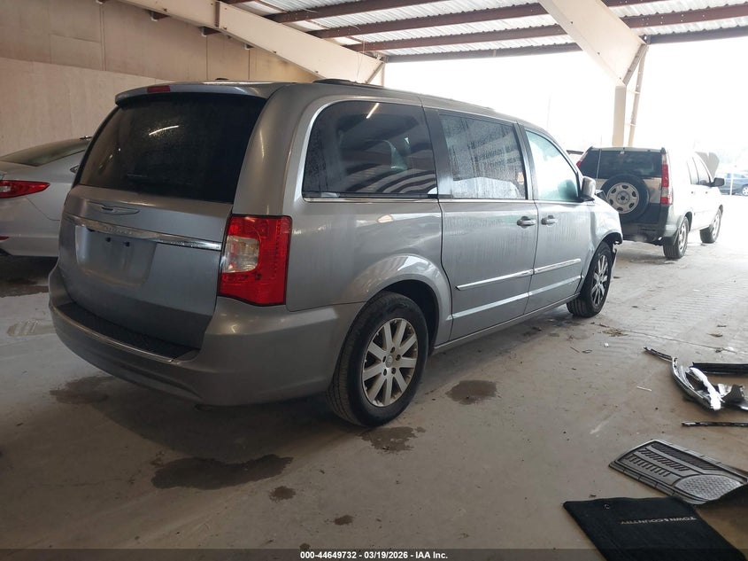 2016 CHRYSLER TOWN & COUNTRY — zdjęcie 4