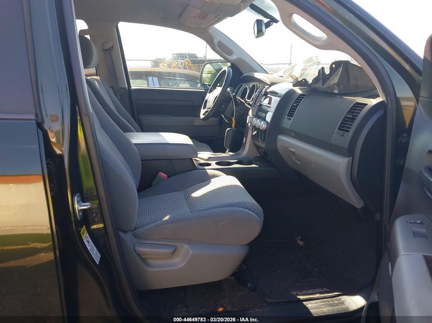 2013 Toyota Tundra Grade 5.7L V8