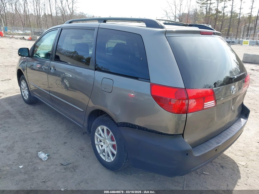 2005 Toyota Sienna Le