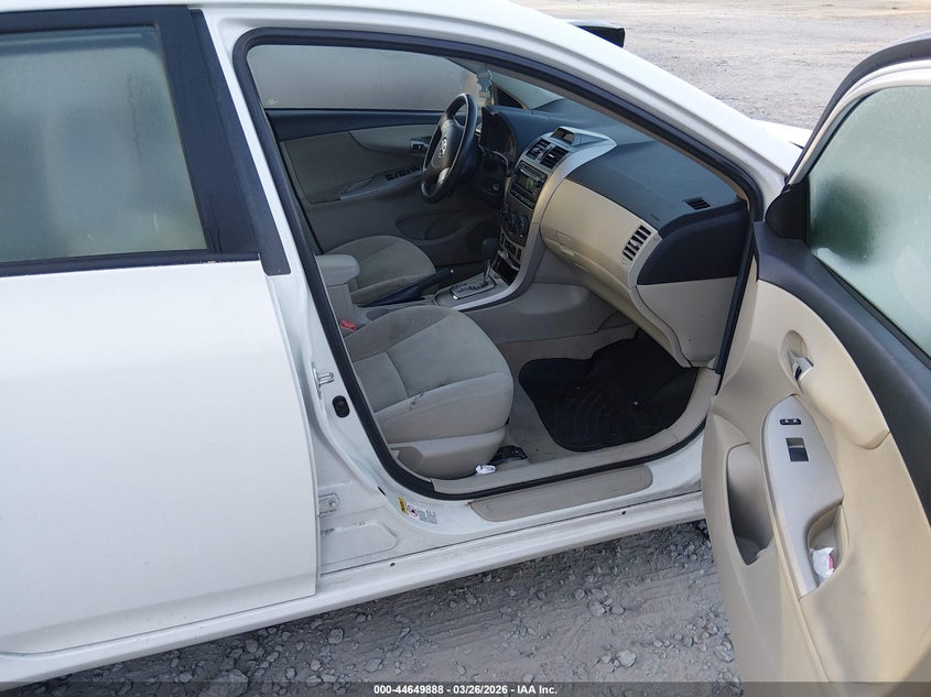 2012 Toyota Corolla 1.8 Le white Lot 111044649888 Vin 5YFBU4EE9CP073161