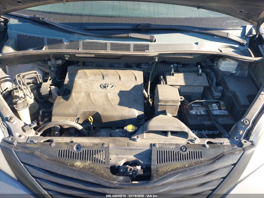 2012 Toyota Sienna 3.5 Base V6 7 Passenger grey Lot 111044650018 Vin 5TDZK3DC3CS250373