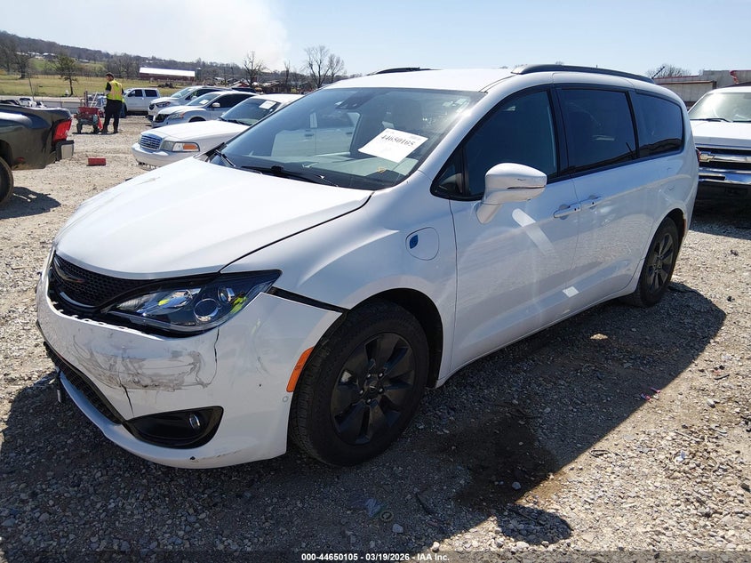 2020 Chrysler Pacifica Hybrid Limited