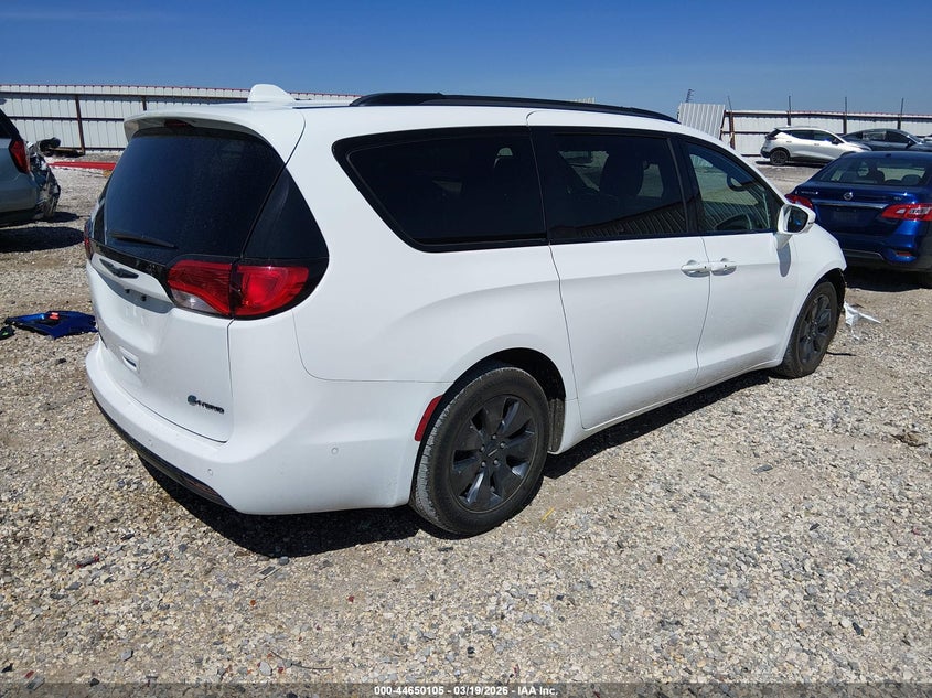 2020 Chrysler Pacifica Hybrid Limited