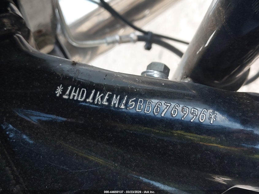 2011 Harley-Davidson Flhtk VIN: 1HD1KEM15BB676996 Lot: 44650137