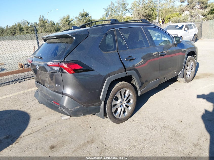 2023 Toyota Rav4 Xle Premium