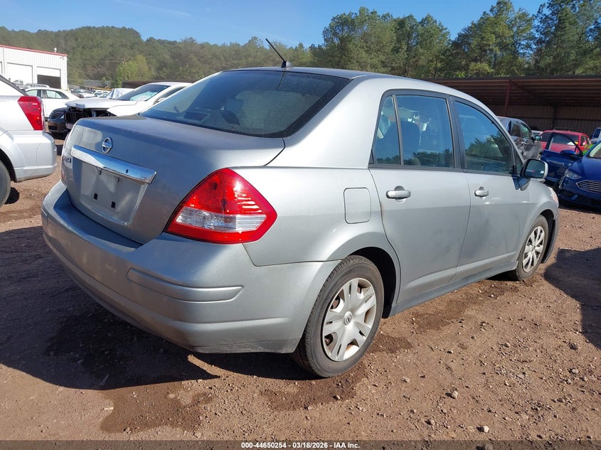 2010 Nissan Versa 1.8S