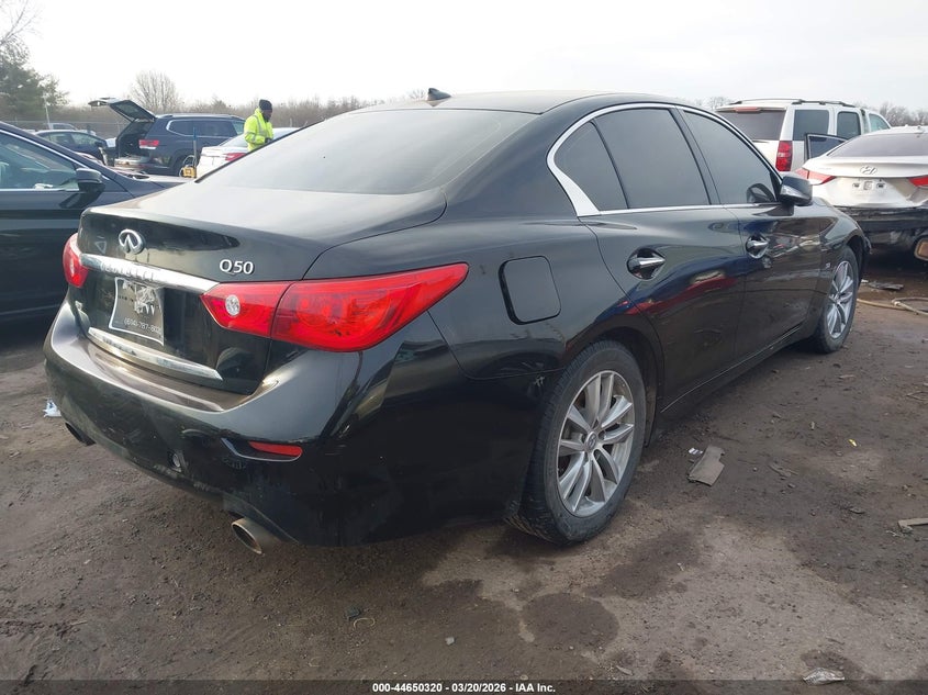 2015 INFINITI Q50 auction photo 4