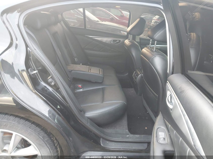 2015 INFINITI Q50 auction photo 8