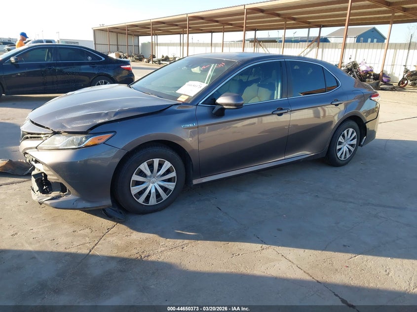 2020 Toyota Camry Le Hybrid