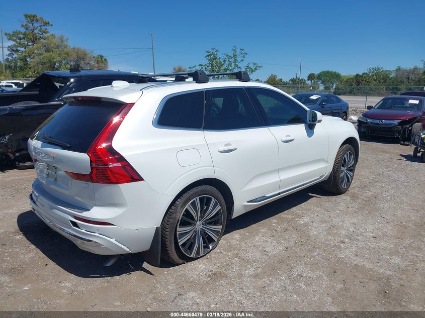 2023 Volvo Xc60 Recharge Plug-In Hybrid T8 Plus Bright Theme