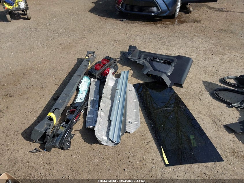 2022 Land Rover Defender 90 S VIN: SALEJ6RX6N2091284 Lot: 44650664