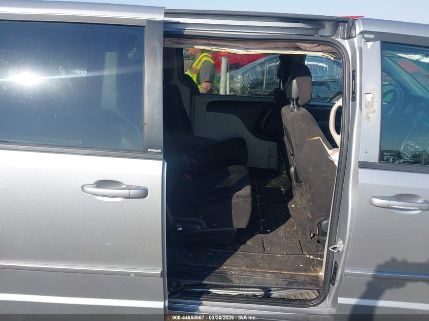 2014 DODGE GRAND CARAVAN auction photo 8