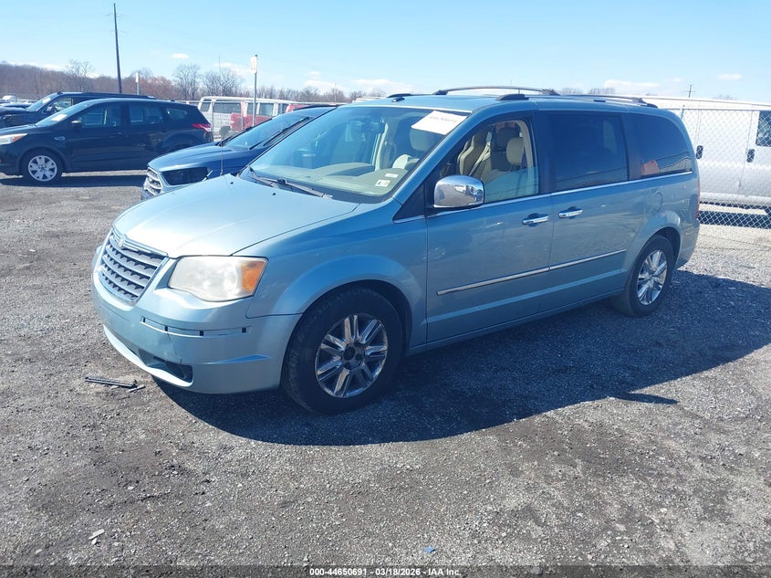 2010 Chrysler Town & Country Limited