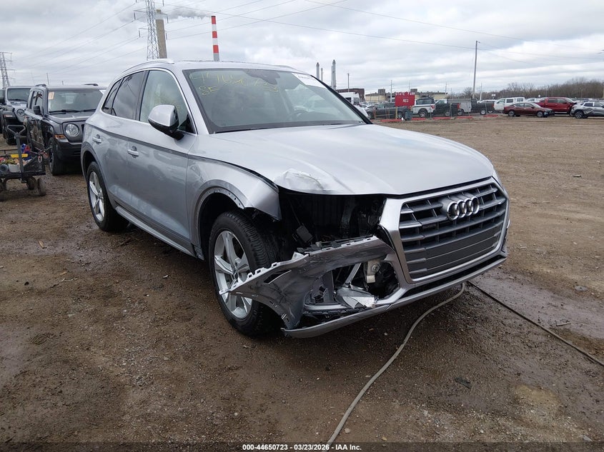 2020 Audi Q5 Premium 45 Tfsi Quattro S Tronic/Titanium Premium 45 Tfsi Quattro S Tronic