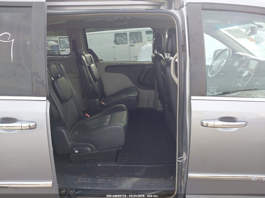 AtlanticExpress - Chrysler Town & Country