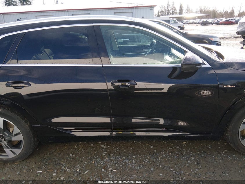 2022 Audi E-Tron Premium Plus Quattro VIN: WA1LAAGE0NB008932 Lot: 44650732