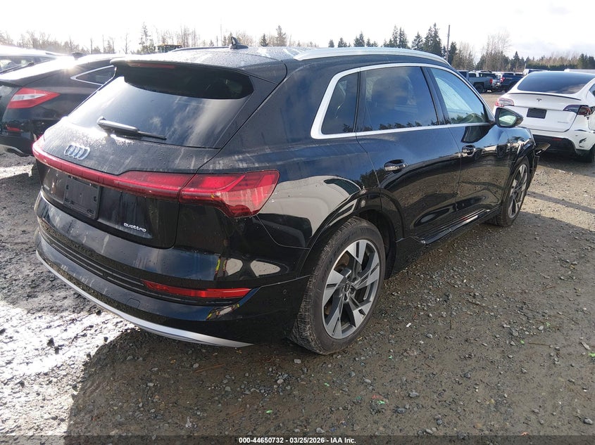 2022 Audi E-Tron Premium Plus Quattro