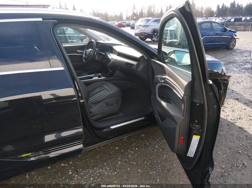 2022 Audi E-Tron Premium Plus Quattro