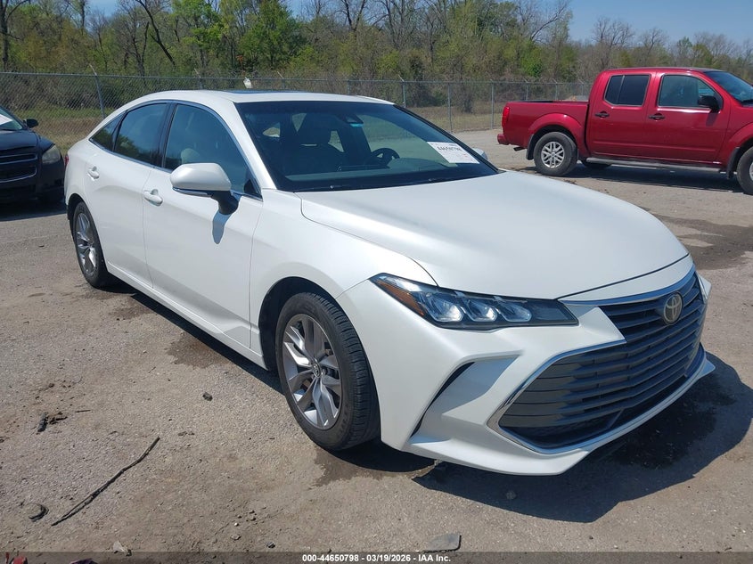 2020 Toyota Avalon Xle