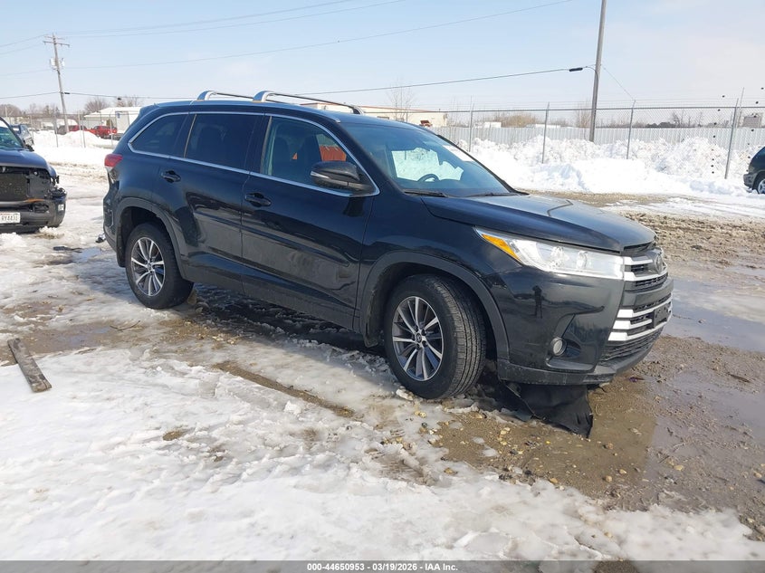 2019 Toyota Highlander Xle