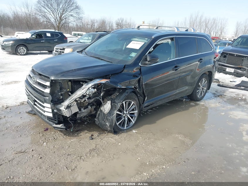 2019 Toyota Highlander Xle