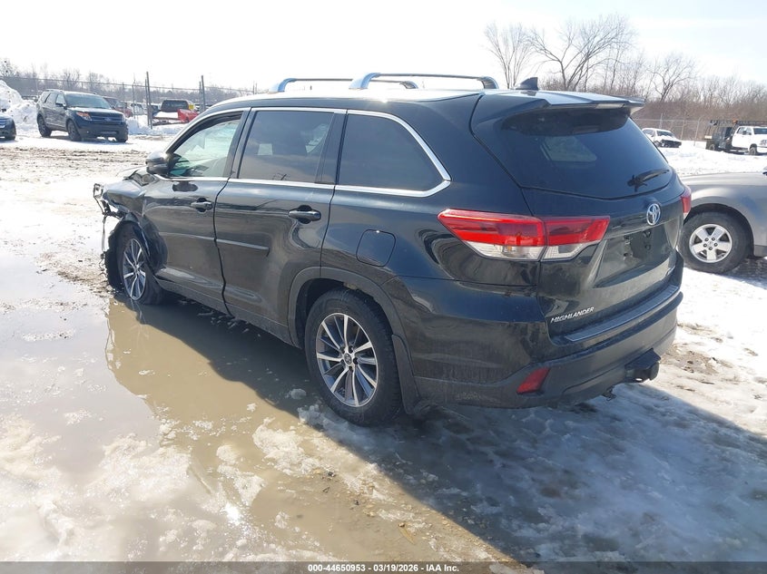 2019 Toyota Highlander Xle