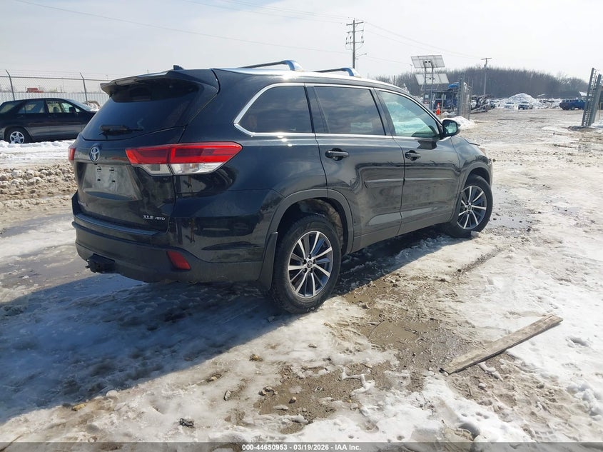 2019 Toyota Highlander Xle