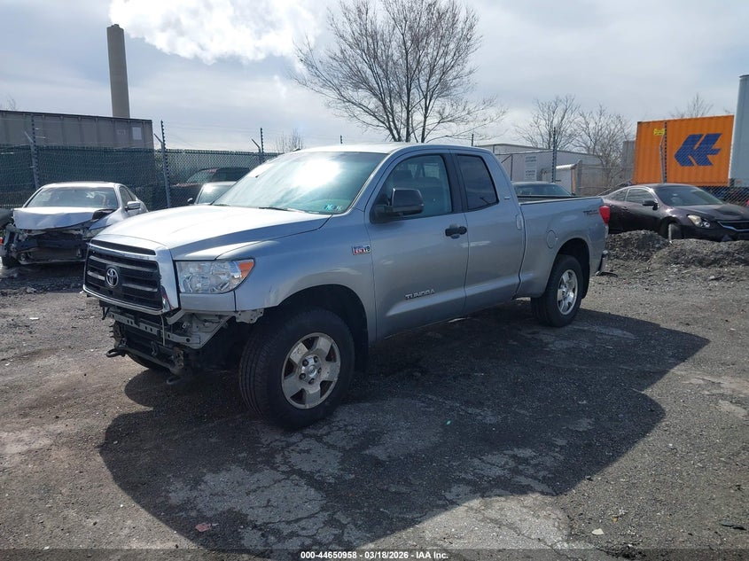 2011 Toyota Tundra Grade 5.7L V8