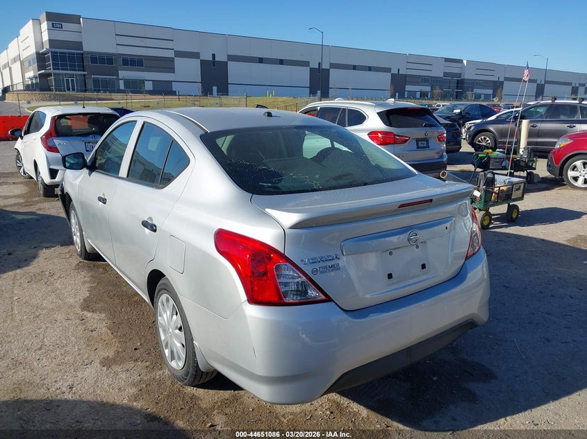 2018 Nissan Versa 1.6 S+
