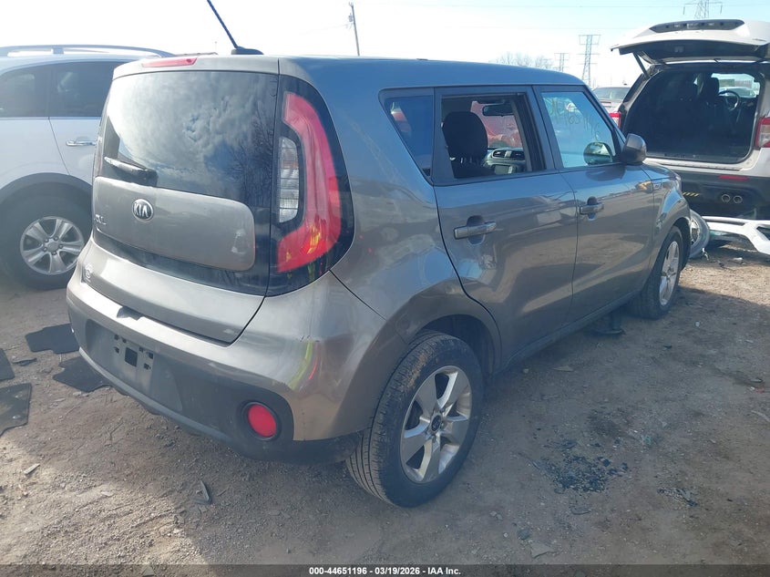 2017 KIA SOUL auction photo 4