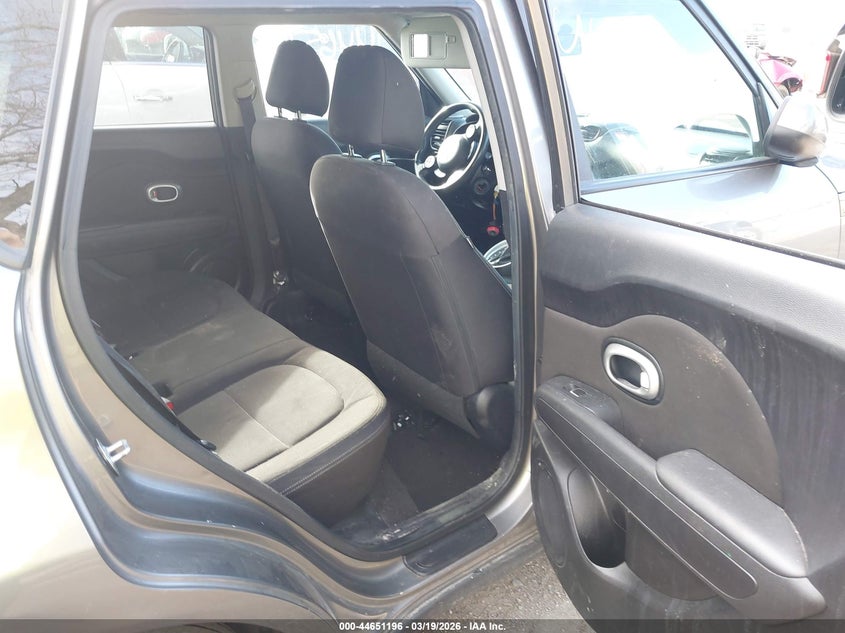 2017 KIA SOUL auction photo 8