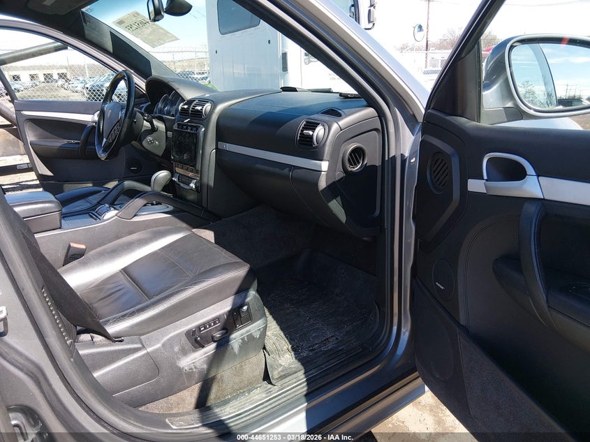 2005 Porsche Cayenne Turbo