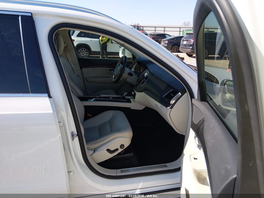2020 Volvo Xc90 T5 Momentum 7 Passenger