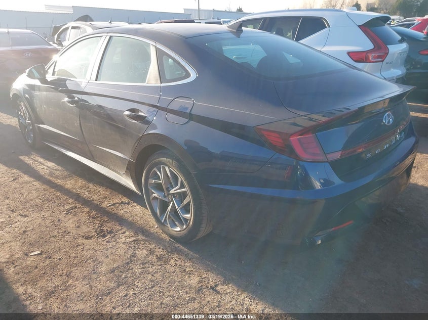2021 HYUNDAI SONATA auction photo 3