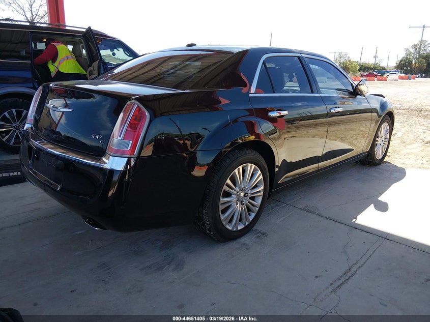 2012 Chrysler 300C Awd