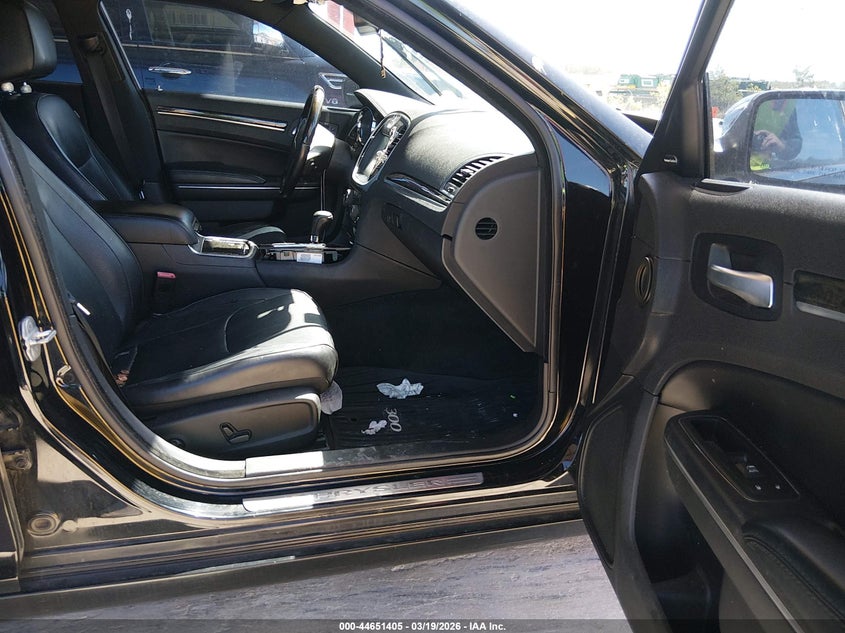 2012 Chrysler 300C Awd