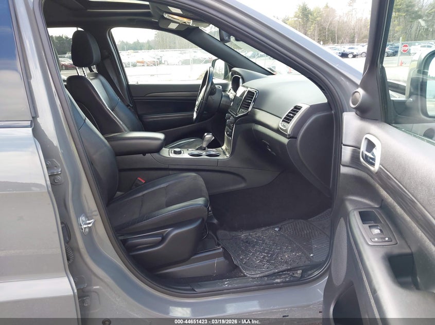 2022 Jeep Grand Cherokee Wk Laredo X 4X4