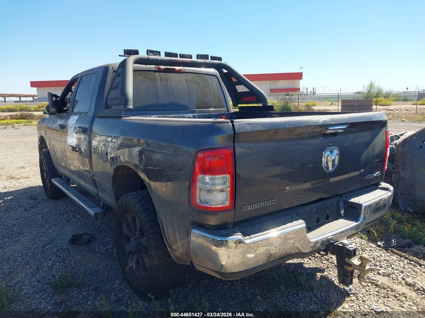Vin: 3c6ur5dl8kg666442, lot: 45148467, ram 2500 big horn  4x4 6'4 box 20193
