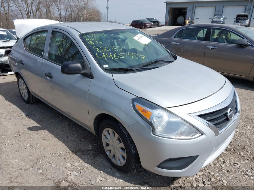 2015 Nissan Versa 1.6 S