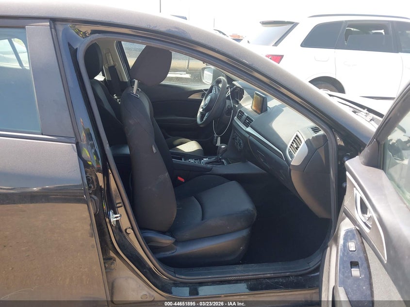 2018 Mazda Mazda3 Sport