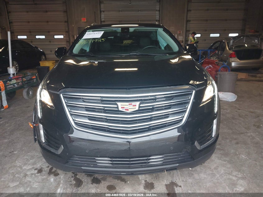2017 Cadillac Xt5 3.6 Xt5 Luxury black Lot 111044651925 Vin 1GYKNDRS0HZ286679