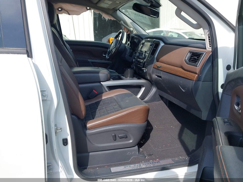 2017 Nissan Titan Platinum Reserve