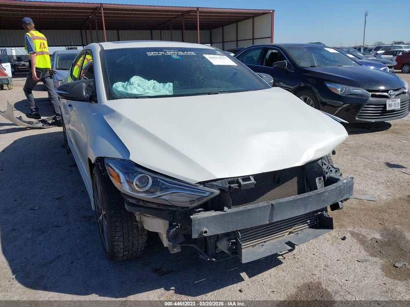 2018 Hyundai Elantra Sport